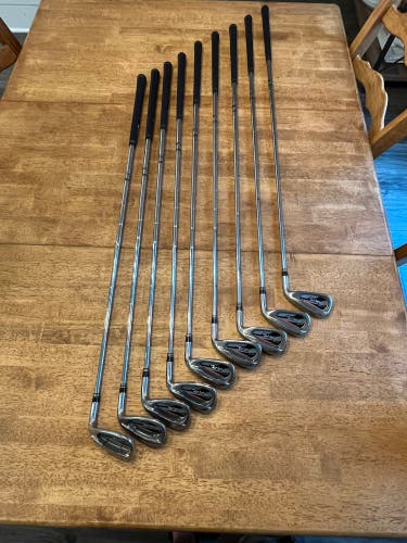 Men's Acer XP 950 Right Handed Iron Set Regular Flex 9 Pieces Steel Shaft (Used)