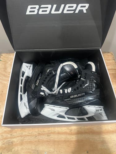 Bauer Supreme Mach Hockey Skates Regular Width  10 (New)