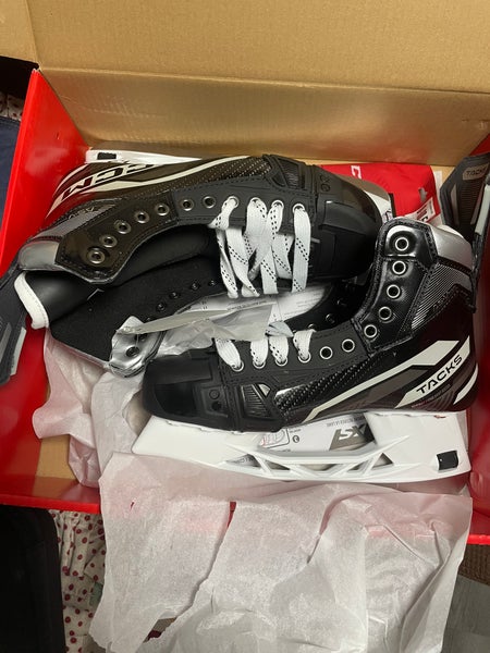 2025 CCM AS-V Pro Hockey Skates Regular Width  Pro Stock 9.5 (New)