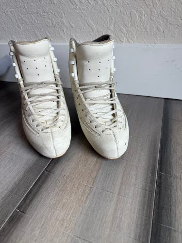 EDEA Ice Fly Figure Skates 245-D