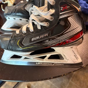 Used Intermediate Bauer Regular Width Size 5 Vapor 2X Pro Hockey Goalie Skates