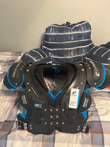 Large Adult Champro Gauntlet Shoulder Pads (New)