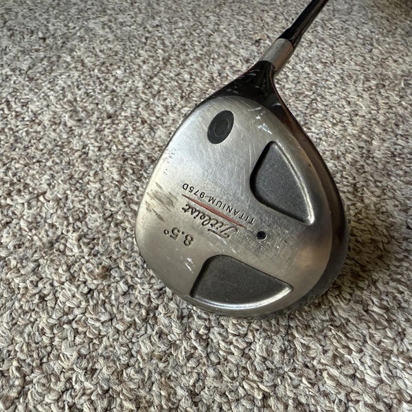 Titleist 975D Driver 8.5 Degree Regular Flex Golf Club