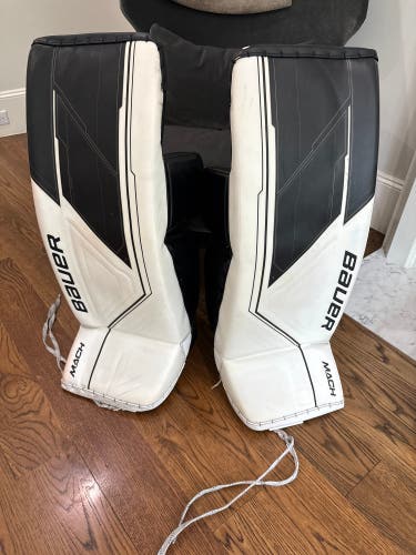 Pro-stock Sr Small Bauer Supreme Mach Goalie Leg Pads Pro Stock (Used)