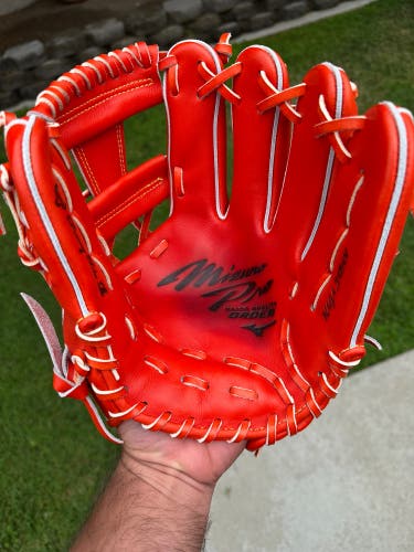 Mizuno Pro Custom Haga Infielders Glove - Splendid Orange