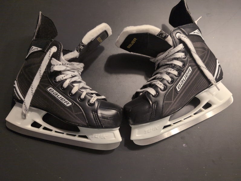 Bauer Supreme S140 Hockey Skates Regular Width US Size 6 (Lightly Used)
