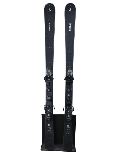 Used 2022 Atomic Cloud 7 Skis (142cm) w/ Atomic M 10 Bindings