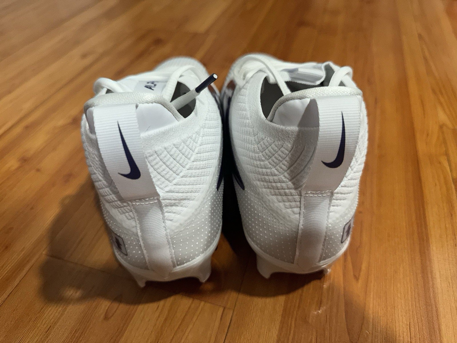 Nike Alpha Menace 4 Elite White Purple Football Cleats FZ7701-102 Mens 14 NWOB Nike Alpha Menace 4 Shark Football Cleats. Nike.com main image 4