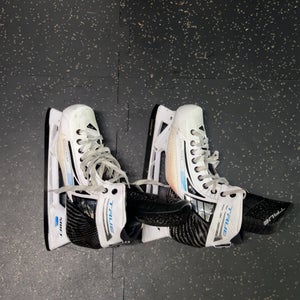 True Pro Custom Hockey Skates 8.5 (Used)