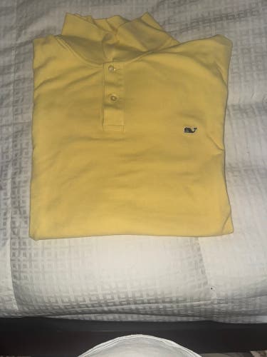 Vineyard Vines Men’s Yellow XL – Classic & Timeless!