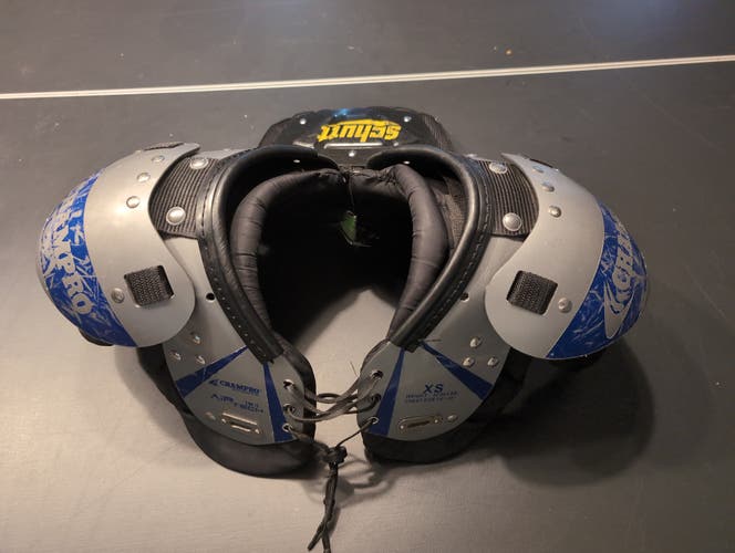 XS Youth Champion Shoulder Pads (Used)