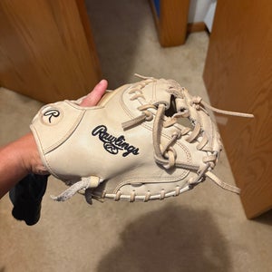 Rawlings catchers glove