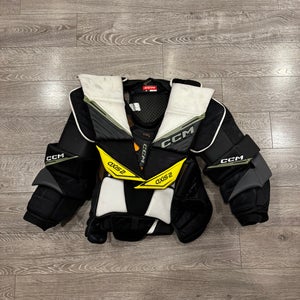 CCM Axis 2 Goalie Chest Protector XL (Used)