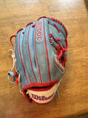 Wilson A2000 12” - SnakeSkin KS7 Spin Control Kelsey Stewart Fastpitch Softball Glove