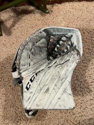 CCM Eflex 5.9 full right goalie glove