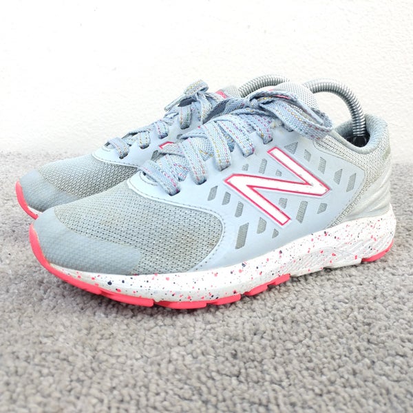 New Balance Urge V2 FuelCore Girls Size 2Y Wide Width Running Shoes Light Blue