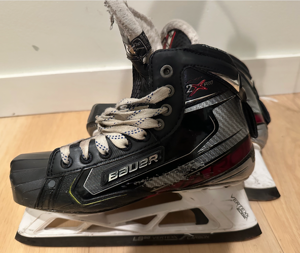 Bauer Vapor 2X Pro Hockey Goalie Skates Regular Width 7.5 (Used)
