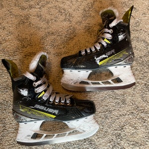 2023 Bauer Vapor X4 Hockey Skates Regular Width Size 2.5 (Used)