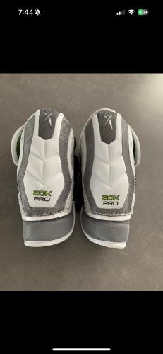Medium Senior Reebok 20K Pro Elbow Pads Pro Stock (New)