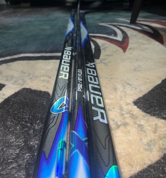 Senior Bauer Vapor FlyLite Right Handed Hockey Stick P92  (New)