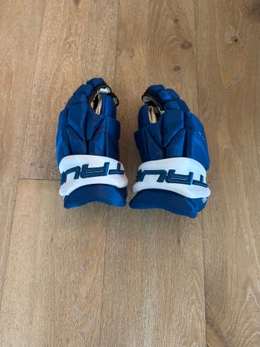 True Catalyst 9X Gloves 13" Pro Stock (New)