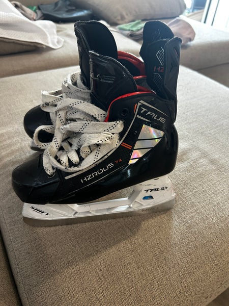 True HZRDUS 7X Hockey Skates Regular Width   Size 3