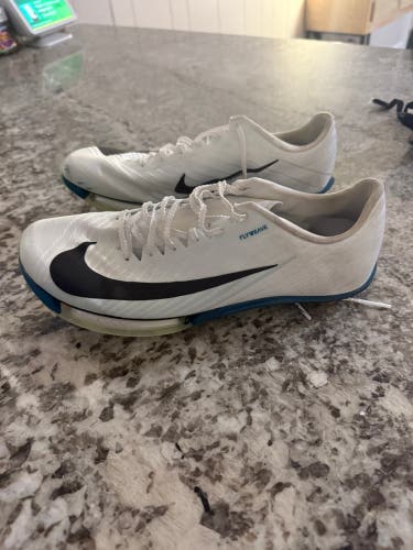White Unisex Youth Size M 8.5 (W 9.5) Nike Air Zoom Maxfly 2 Shoes (Used)