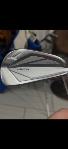 Mizuno Irons JPX 933 Tour