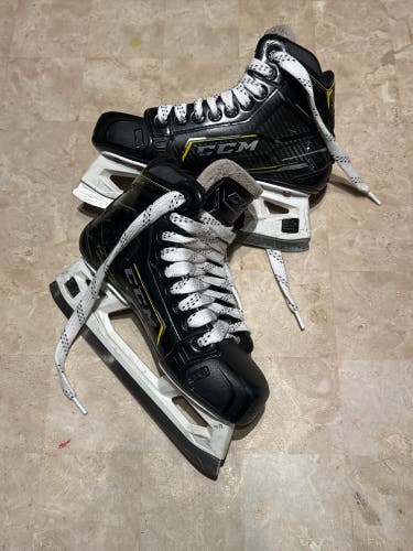 CCM Super Tacks 9370 Hockey Goalie Skates Regular Width Size 4 (New)