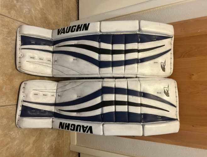 2018 34" Vaughn Velocity V7 XF Pro Goalie Leg Pads Pro Stock (Used)