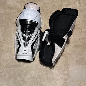 Youth CCM LTP 8" Shin Pads (Used)