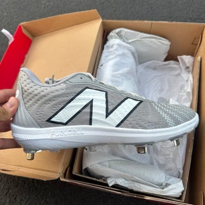 Gray Men's Size M 11.5 (W 12.5) New Balance 4040v7 Metal (New)