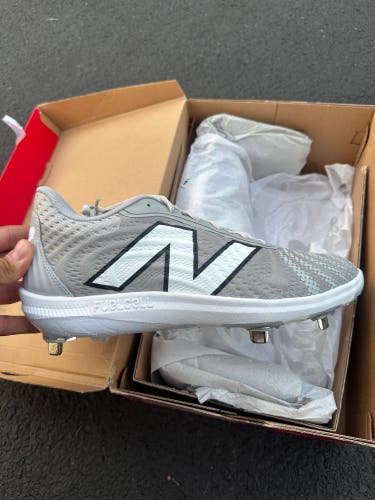 Gray Men's Size M 11.5 (W 12.5) New Balance 4040v7 Metal (New)