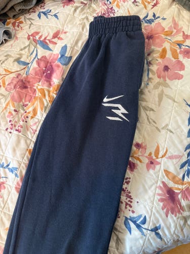 Blue Kids Unisex Large Nike Pants (Used)