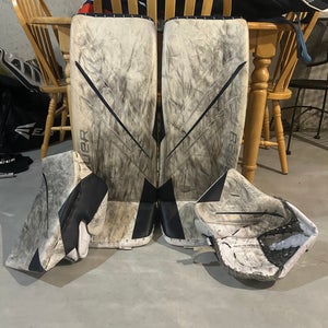 2021 Bauer Hyperlite Goalie Leg Pads (Used)