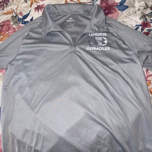 Gray Large Kids Unisex Under Armour Shirt (Used)