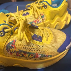 Giannis Immortality Yellow Strike Youth Shoes