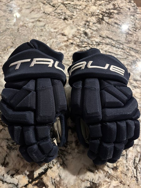 True Catalyst Gloves 12" (Used)