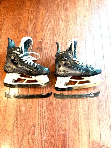 2024 Bauer Supreme M50 Pro Hockey Skates Size 5.5 (Used)