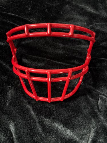 New Schutt F7 Facemask In Red