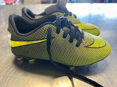 Used Nike Soccer Cleats Yellow Youth 12.0 11868-S000064478
