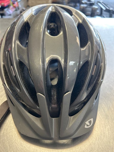 Used Giro BIKE HELMET Bike Helmet Grey SM 11868-S000064472