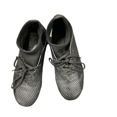 Used Adidas PREDATOR Soccer Cleats Black Junior 04.5 11479-S000400651