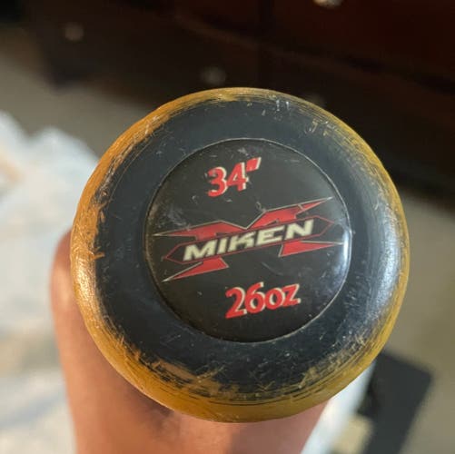 Miken Ultra 2 Velocit-e Composite Bat   26 oz 34" (Used)