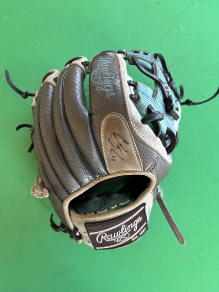 Blue Rawlings Heart of the Hide R2G RH Infield Baseball Glove 11.5"