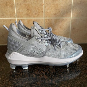Under Armour Harper 8 Low ST Baseball Cleats Men’s size 7 (Women’s Size 8.5)