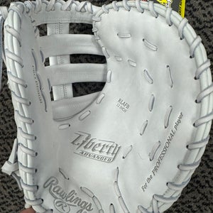 Rawlings Liberty Advanced 13” Softball First Base Glove