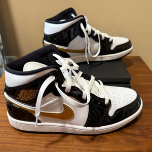Black Men's Adult Size M 11.0 (W 12.0) Jordan Shoes (New)