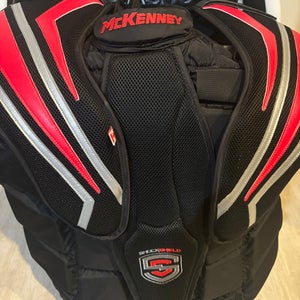 (New-Blackhawks Return) 2023 Mckenney Pro Spec XL Chest Protector
