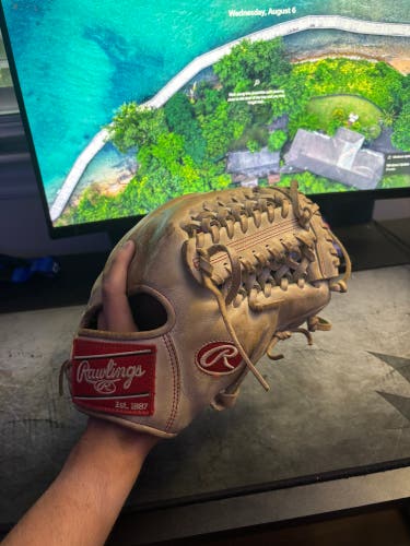 Tan/Brown Rawlings Heart of the Hide Glove 11.75"